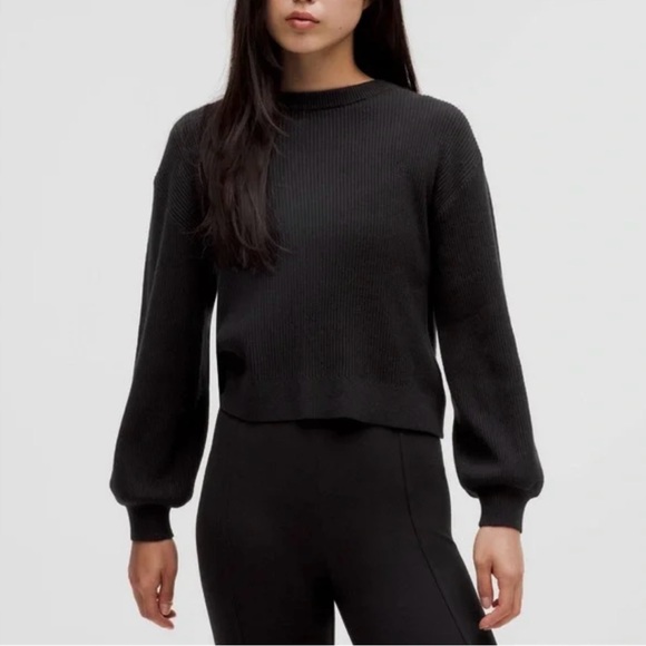 Black Lululemon Reversible Crossover Sweater sz 12 - Picture 2 of 4